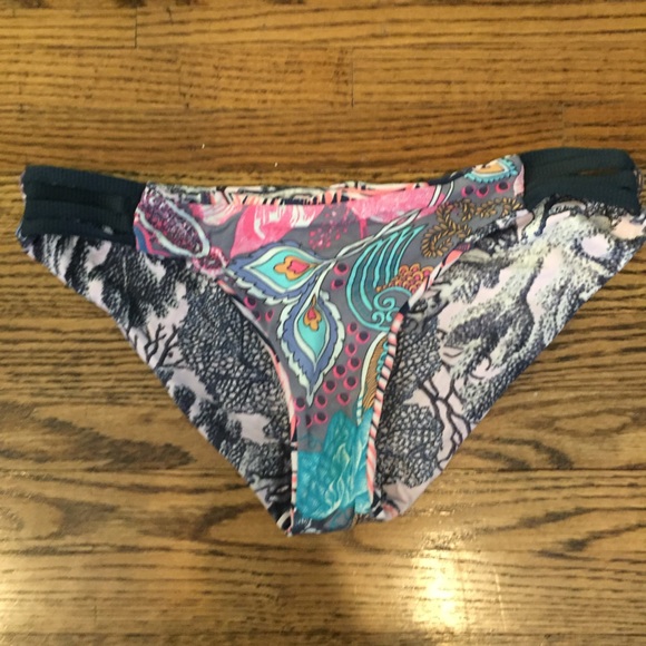 Maaji reversible bikini - Picture 4 of 6